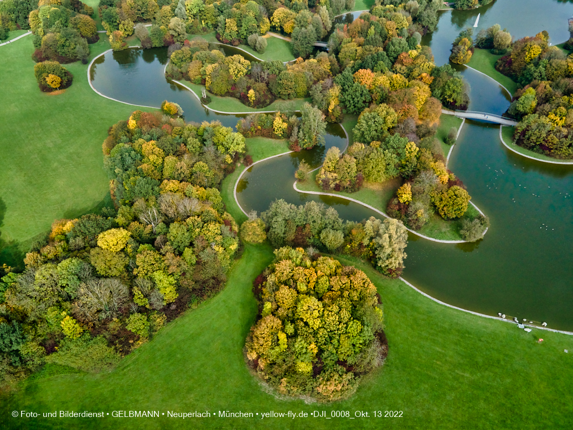 13.10.2022 - Der Ostpark mit See und Biergarten in Neuperlach